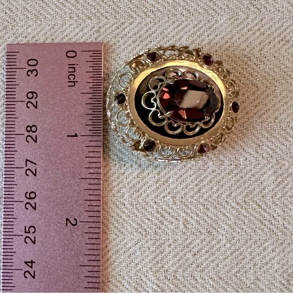 Vintage Coro Brooch Amethyst Purple Heart Filigree MCM Victorian Revival Brooch - Picture 8 of 13